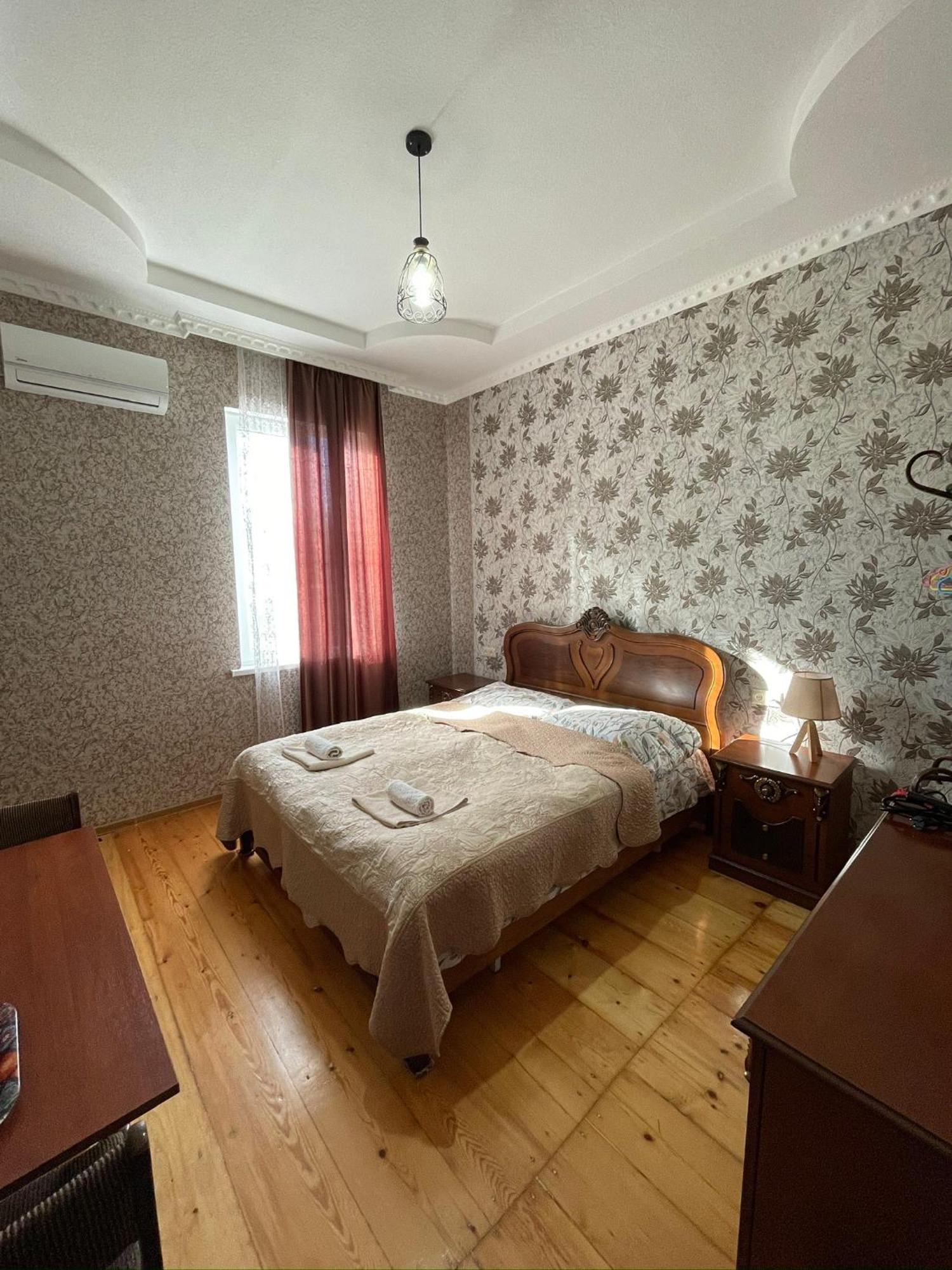 Elco Hotell Zugdidi Exteriör bild