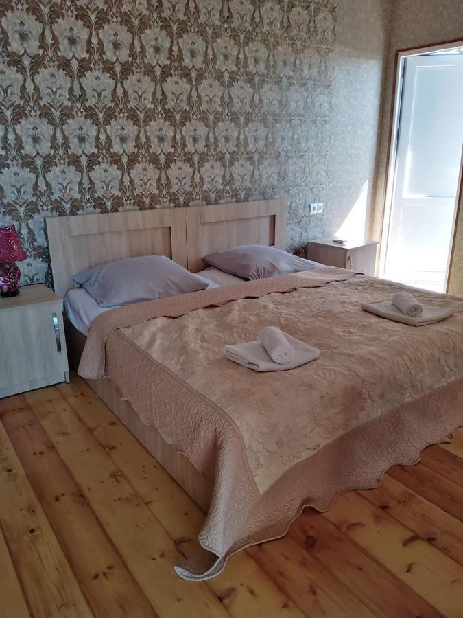 Elco Hotell Zugdidi Exteriör bild